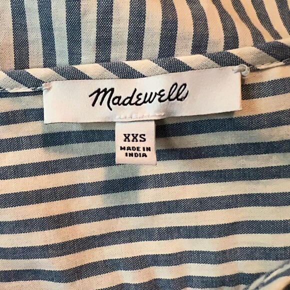 Madewell courtyard flutter-sleeve top in stripe - Picture 8 of 12